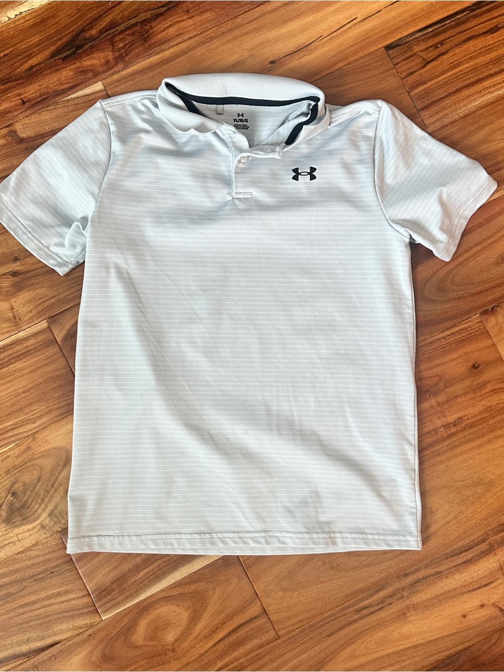 Lot of 7 Boys Large Shirts. Includes 5 Nike and 2 Under Armour.